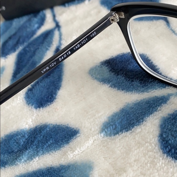 Prada Glasses - Picture 6 of 16